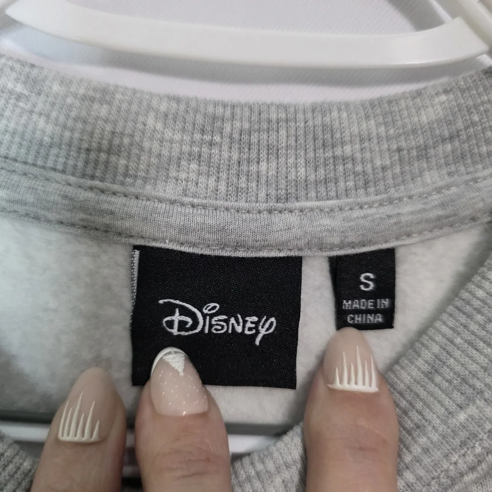 Disney Mickey Minnie Goofy Pluto Graphic Sweatshirt Small Gray‎ Crewneck - Picture 6 of 9